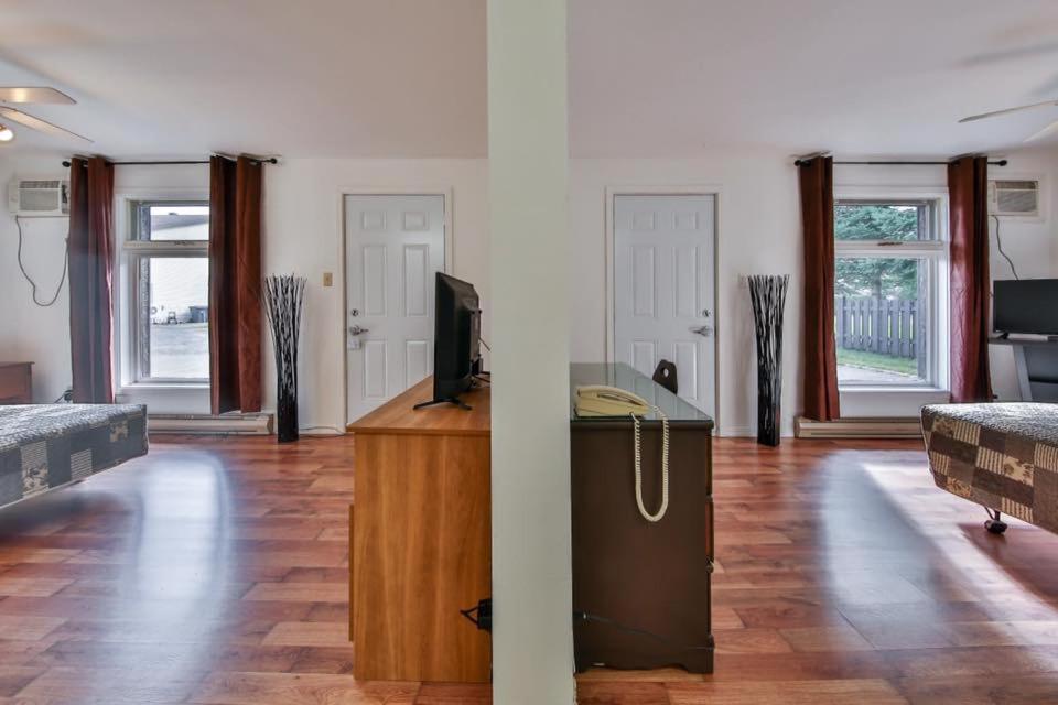Auberge Motel Drakkar Shawinigan Dış mekan fotoğraf